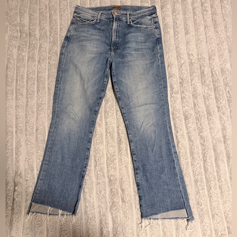 MOTHER Insider Crop Step Frayed Hem jeans, size 30 in “scenic route” wash